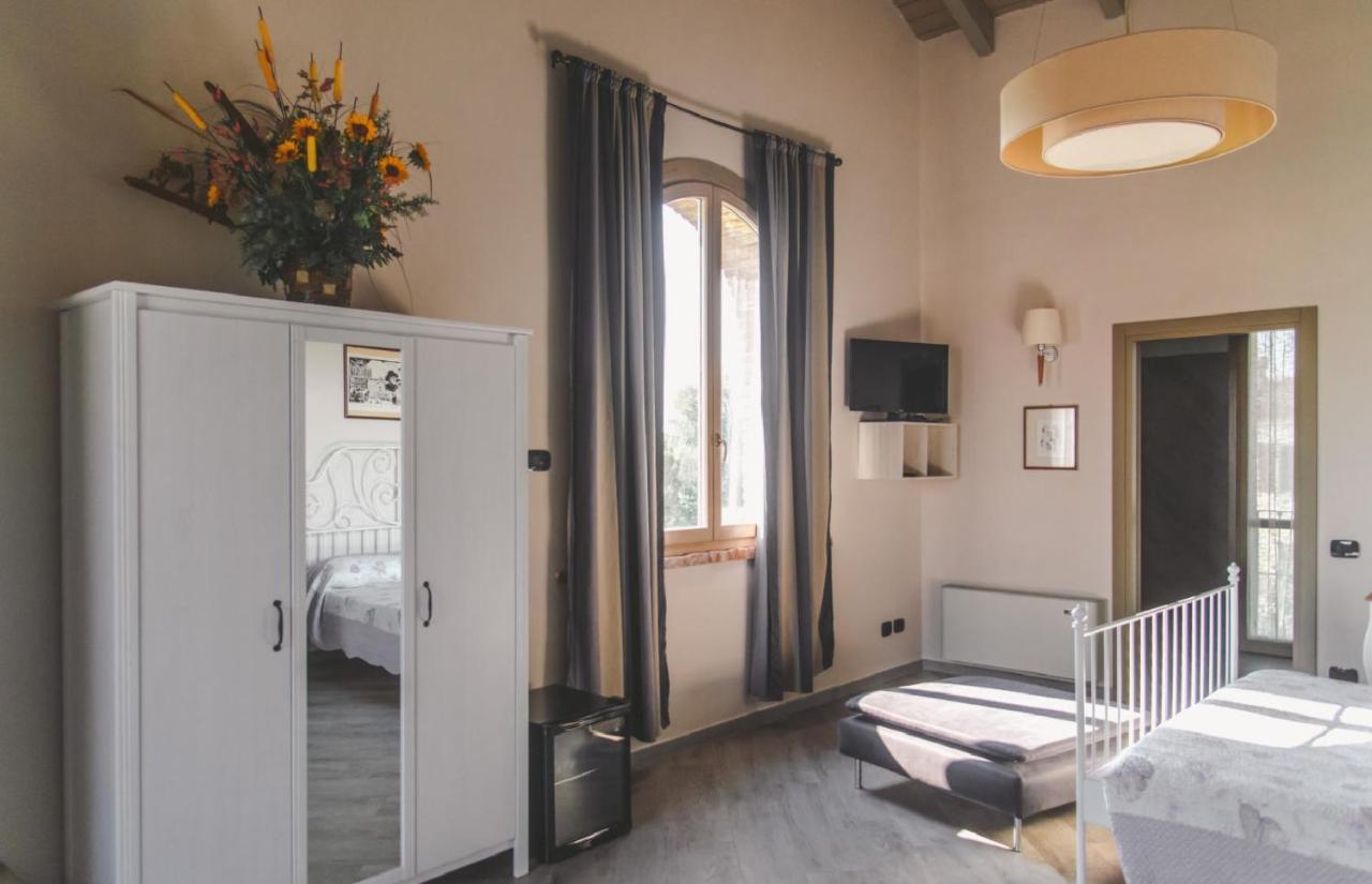 Agriturismo Bassanine Monticelli dʼOngina Eksteriør bilde