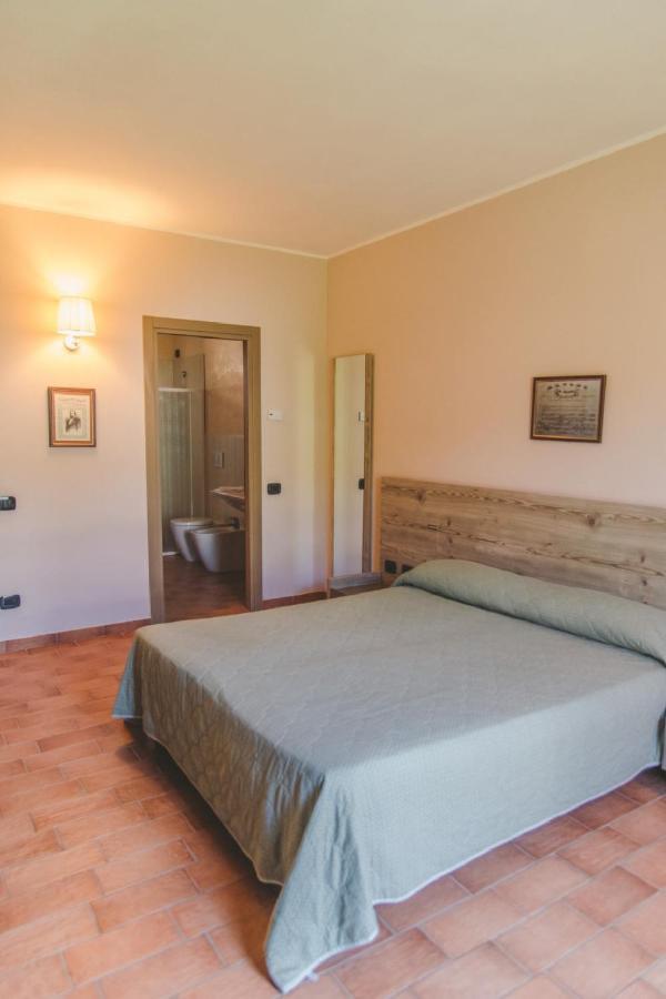 Agriturismo Bassanine Monticelli dʼOngina Eksteriør bilde