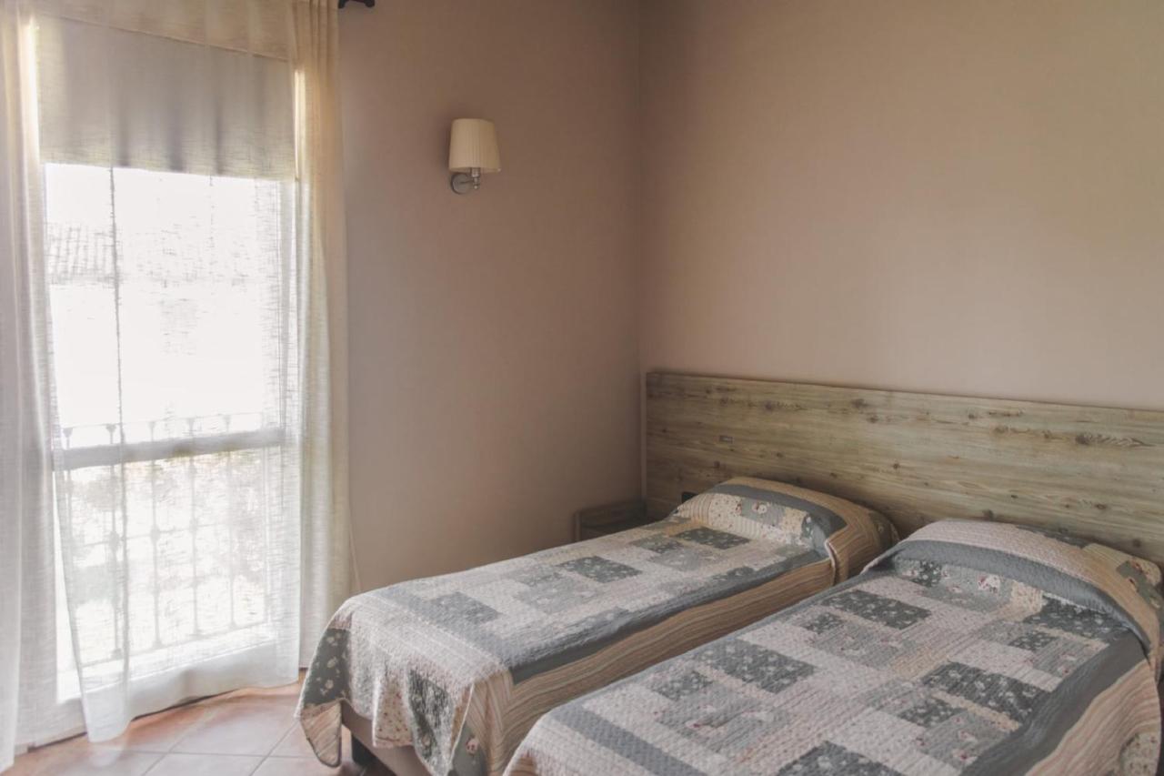 Agriturismo Bassanine Monticelli dʼOngina Eksteriør bilde